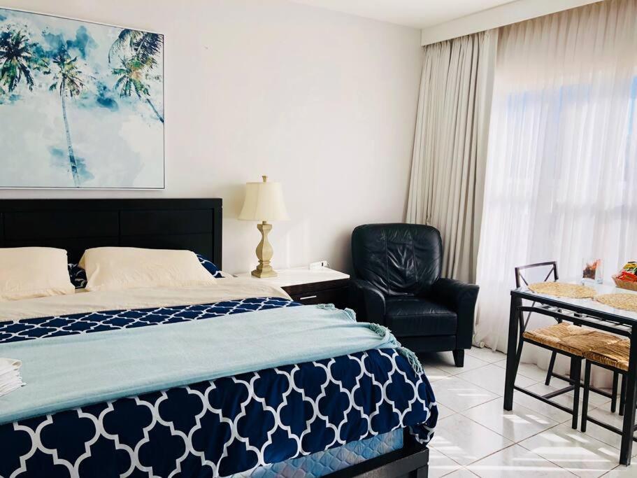 Apartment Right On The Beach! Miami Beach Esterno foto
