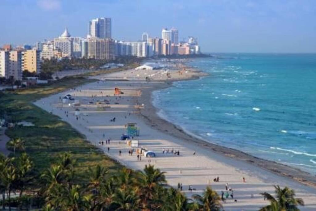Apartment Right On The Beach! Miami Beach Esterno foto